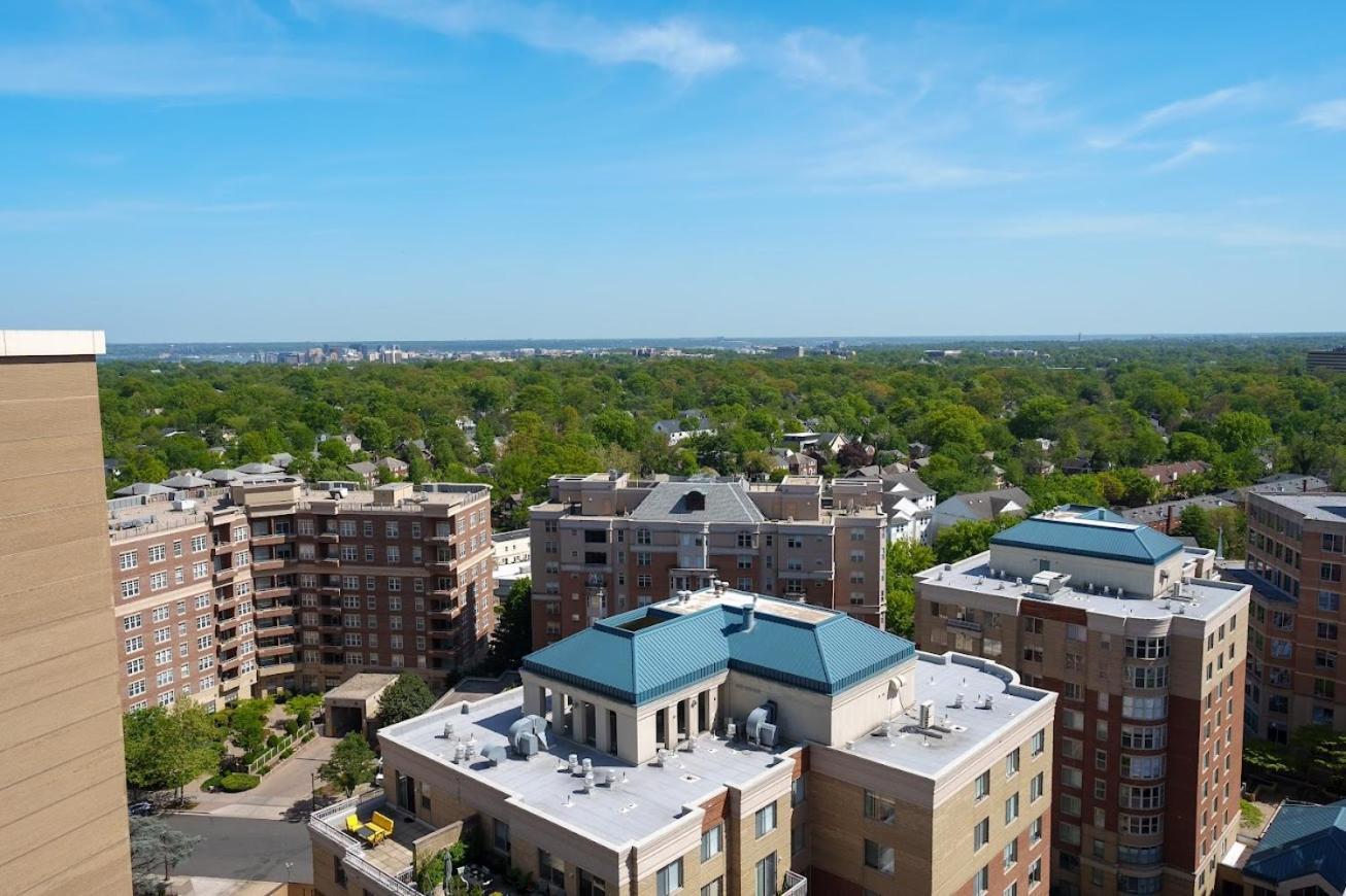 Ballston Getaway King Suite Arlington Exterior foto